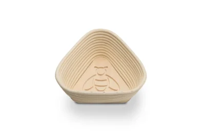 Engraved triangular proofing baskets
