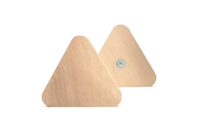 Interchangeable triangular plates